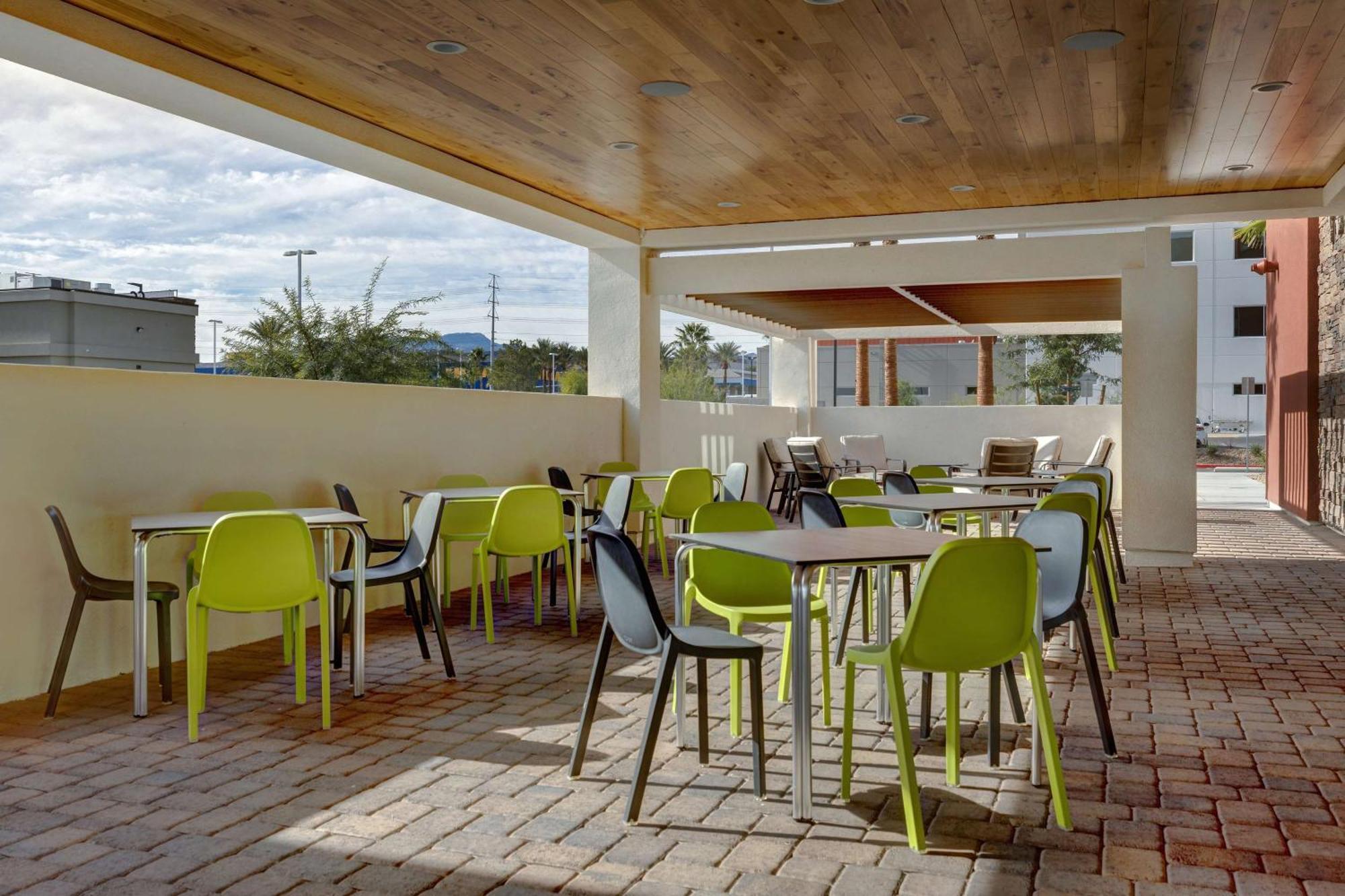 Home2 Suites By Hilton Las Vegas Southwest I-215 Curve Eksteriør billede